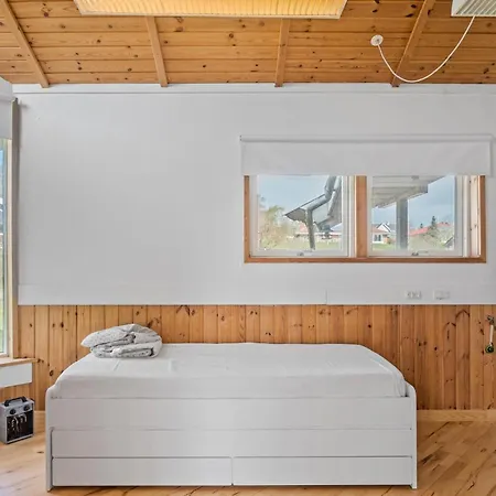 Dejligt Hjem I Med Wifi Feriehus