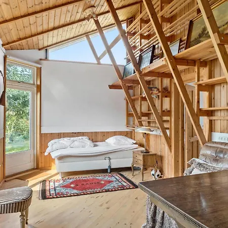 Holiday home In With Wifi *